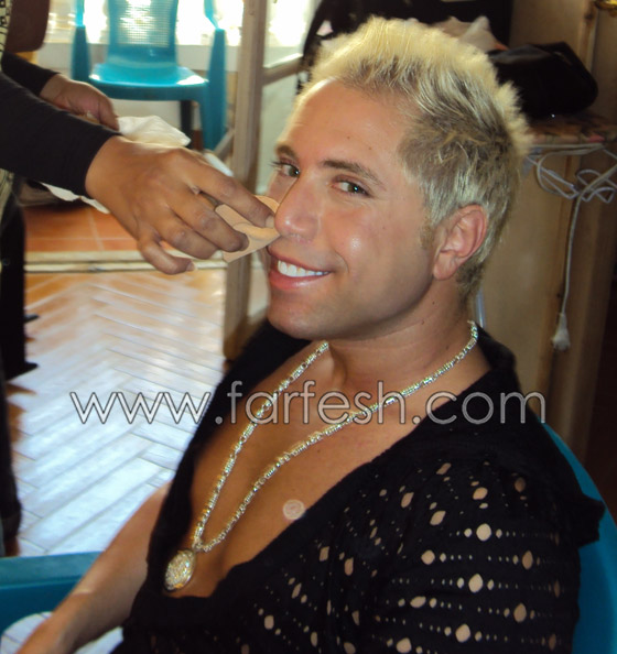 إيلي باسيل في تجربة تمثيل بدور لوطي صورة رقم 2 إيلي باسيل في تجربة تمثيل بدور لوطي صورة رقم 2