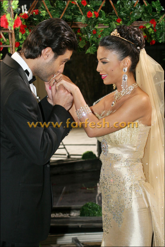 صورة رقم 8 - فرفش يرصد حقيقة تزوير صور زفاف دوللي شاهين! صورة رقم 8 - فرفش يرصد حقيقة تزوير صور زفاف دوللي شاهين!