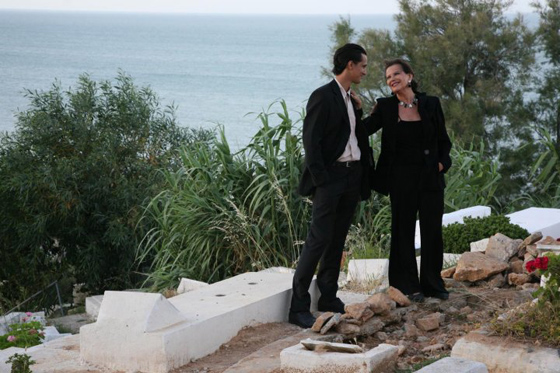 فيلم عن الميول الشاذةيجمع رملة عياري و كلوديا في باريس صورة رقم 4 فيلم عن الميول الشاذةيجمع رملة عياري و كلوديا في باريس صورة رقم 4