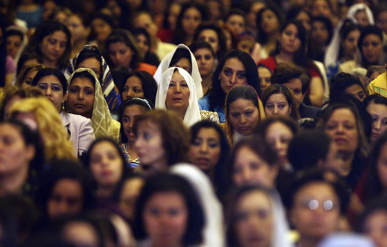 صورة رقم 1 - البابا شنودة: لا أحد يجبرنا على مخالفة تعاليم الانجيل صورة رقم 1 - البابا شنودة: لا أحد يجبرنا على مخالفة تعاليم الانجيل