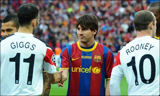 صورة رقم 15 - برشلونة يتربع على عرش اوروبا بعد افتراسه ثلاثية في مانشستر صورة رقم 15 - برشلونة يتربع على عرش اوروبا بعد افتراسه ثلاثية في مانشستر