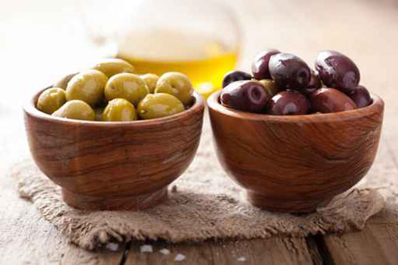 Farfeshplus فرفش بلس الزيتون الأخضر والأسود ما الفرق بينهما وكم هي فوائدهما