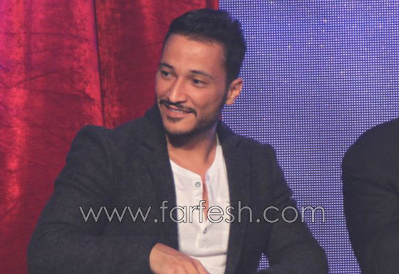 صورة رقم 2 - واخيرا تم كشف هوية مقدم برنامج اكس فاكتور.. ادخلوا لتعرفوه صورة رقم 2 - واخيرا تم كشف هوية مقدم برنامج اكس فاكتور.. ادخلوا لتعرفوه