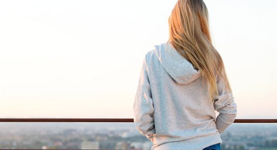 صورة رقم 1 - امي تكره حبيبي وتعارض زواجنا وهو يطلب رضاها! صورة رقم 1 - امي تكره حبيبي وتعارض زواجنا وهو يطلب رضاها!