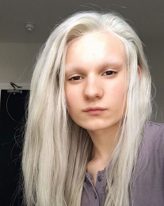 صورة رقم 2 - صور أغرب أشكال رسم الحواجب للعام 2017  صورة رقم 2 - صور أغرب أشكال رسم الحواجب للعام 2017