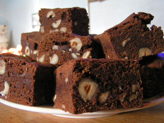 طريقة تحضير براونيز بالجوز الشهي صورة رقم 3 طريقة تحضير براونيز بالجوز الشهي صورة رقم 3