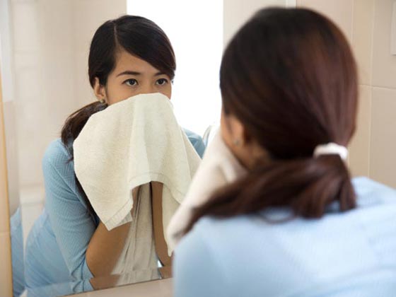 10 عادات تجنبوها للوقاية من حب الشباب صورة رقم 2