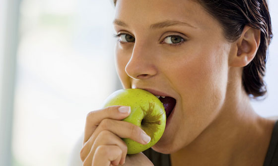 هل تعلم ما هو ريجيم التفاح؟ جربه لانقاص الوزن في 5 ايام صورة رقم 4 هل تعلم ما هو ريجيم التفاح؟ جربه لانقاص الوزن في 5 ايام صورة رقم 4