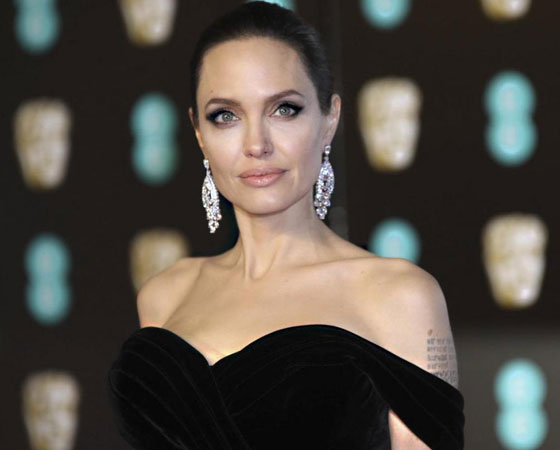 أبرز أسرار جمال النجمات العالميات رغم تقدمهن في السن صورة رقم 2