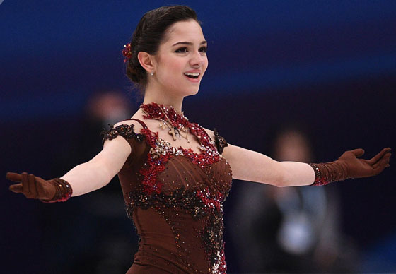 صورة رقم 1 - صور النساء والرجال الأكثر جمالا ووسامة في العالم.. بينهم عرب صورة رقم 1 - صور النساء والرجال الأكثر جمالا ووسامة في العالم.. بينهم عرب