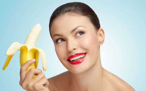 مكوّنات طبيعيّة تساعدك في حل مشكلة تشقّق الشفاه صورة رقم 2 مكوّنات طبيعيّة تساعدك في حل مشكلة تشقّق الشفاه صورة رقم 2