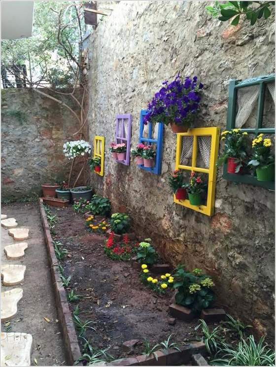  أفكار مدهشة لتزيين جدران المنزل الخارجية بالنباتات صورة رقم 3