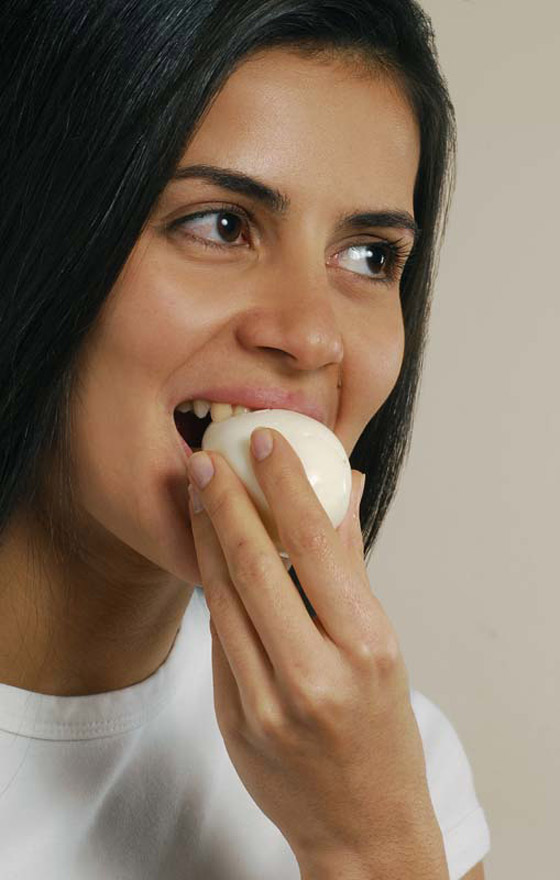 10 أطعمة غنية بالكولاجين للحفاظ على بشرة شابة صورة رقم 4