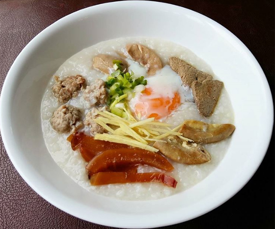 بالصور.. أغرب وجبات الفطور حول العالم صورة رقم 2 بالصور.. أغرب وجبات الفطور حول العالم صورة رقم 2