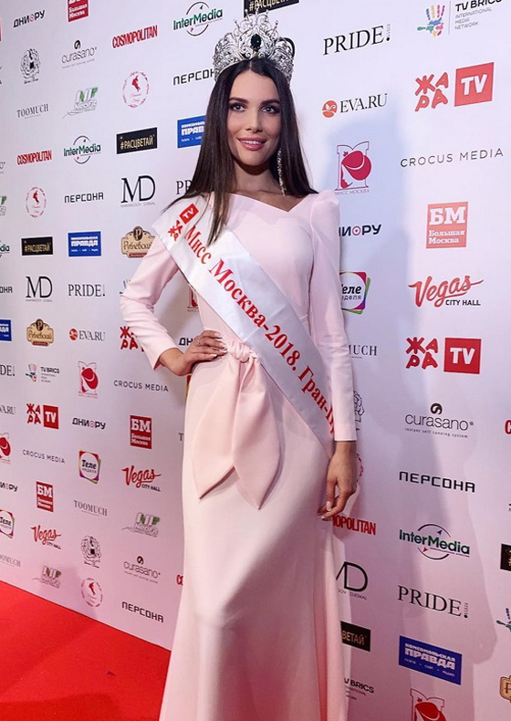 بعد كشف كذبتها، تجريد ملكة جمال روسيا من التاج واللقب! صورة رقم 2