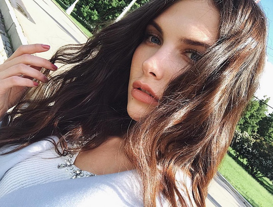 بعد كشف كذبتها، تجريد ملكة جمال روسيا من التاج واللقب! صورة رقم 10