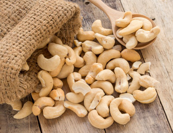 هل تعلم أن البطاطا والفاصوليا خطر على حياتك؟8 أطعمة مميتة في منزلك صورة رقم 3