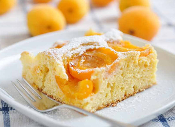 طريقة تحضير كعكة المشمش المجفف السهلة والطيبة لجميع المناسبات صورة رقم 2