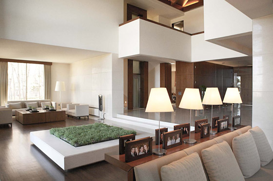 بالصور: تعرفوا على منزل إيلي صعب الفخم .. يساوي 20 مليون دولار صورة رقم 3