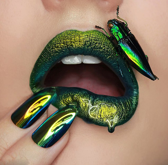 صور: فنانة مكياج تستخدم شفتيها كلوحة رسم فتحولهم لأجمل وأروع اللوحات صورة رقم 5