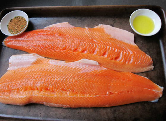 احذروا: أطعمة قد تكون مسممة! ابتعدوا عنها منها التفاح، الحليب والسلمون صورة رقم 3