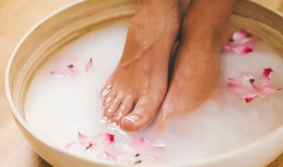 مجموعة طرق رائعة للاعتناء بالقدمين مع قدوم فصل الصيف صورة رقم 5 مجموعة طرق رائعة للاعتناء بالقدمين مع قدوم فصل الصيف صورة رقم 5