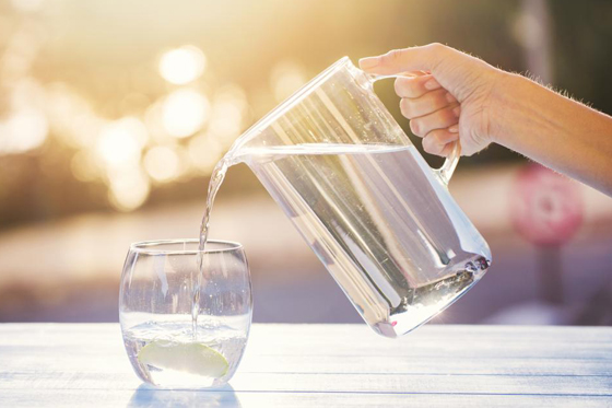 الماء: أسهل طريقة للتغلب على الوزن الزائد واكتساب الرشاقة! صورة رقم 1 الماء: أسهل طريقة للتغلب على الوزن الزائد واكتساب الرشاقة! صورة رقم 1