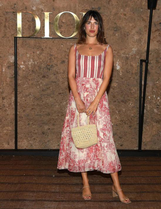 أجمل وأبرز أزياء النجمات العالميات من دار ديور في المغرب صورة رقم 4 أجمل وأبرز أزياء النجمات العالميات من دار ديور في المغرب صورة رقم 4