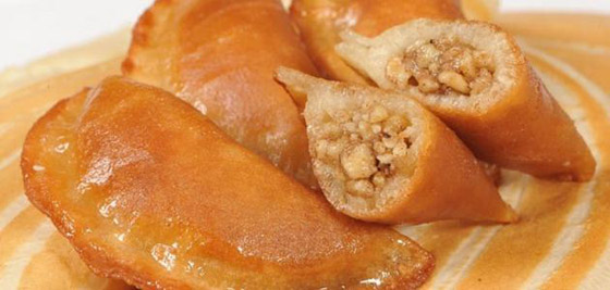 تعرفوا الى أصل القطايف، الحلويات الأشهر في رمضان صورة رقم 4