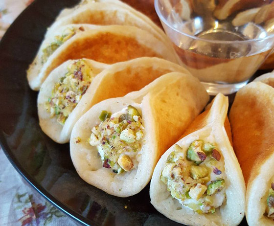 تعرفوا الى أصل القطايف، الحلويات الأشهر في رمضان صورة رقم 11