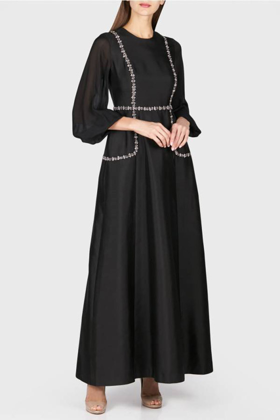 أجمل المشابك لعباءة المرأة الأنيقة من ماركة كاياك التركية صورة رقم 3 أجمل المشابك لعباءة المرأة الأنيقة من ماركة كاياك التركية صورة رقم 3