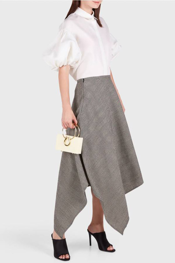 أجمل المشابك لعباءة المرأة الأنيقة من ماركة كاياك التركية صورة رقم 10 أجمل المشابك لعباءة المرأة الأنيقة من ماركة كاياك التركية صورة رقم 10