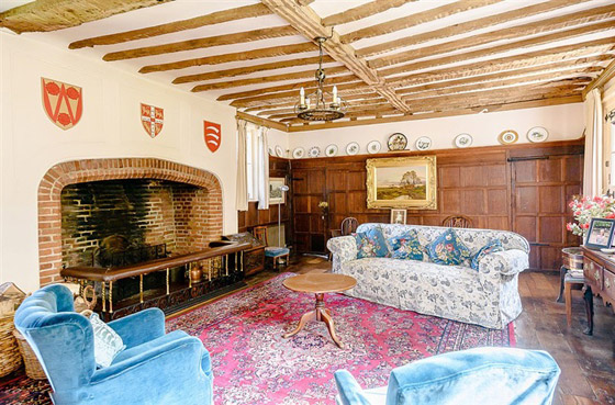 بالصور: قصر تاريخي للبيع بسعر 3.57 مليون دولار في بريطانيا صورة رقم 7