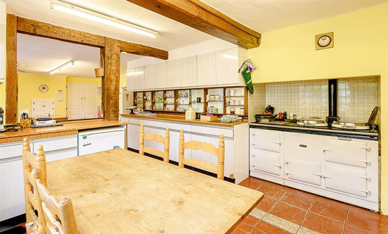 بالصور: قصر تاريخي للبيع بسعر 3.57 مليون دولار في بريطانيا صورة رقم 9