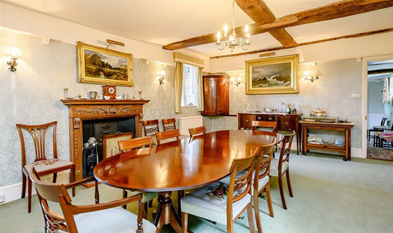 بالصور: قصر تاريخي للبيع بسعر 3.57 مليون دولار في بريطانيا صورة رقم 11