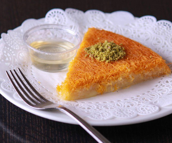 حلويات رمضانية: طريقة عمل الكنافة بالقشطة صورة رقم 2 حلويات رمضانية: طريقة عمل الكنافة بالقشطة صورة رقم 2