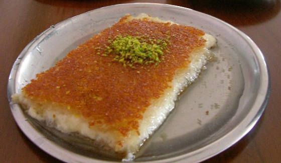 حلويات رمضانية: طريقة عمل الكنافة بالقشطة صورة رقم 4 حلويات رمضانية: طريقة عمل الكنافة بالقشطة صورة رقم 4