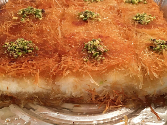 حلويات رمضانية: طريقة عمل الكنافة بالقشطة صورة رقم 14 حلويات رمضانية: طريقة عمل الكنافة بالقشطة صورة رقم 14