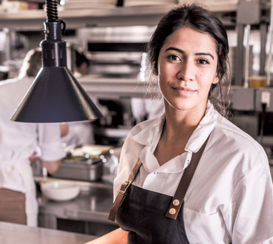 بالصور: شابة مكسيكية هي أصغر فائزة بجائزة أفضل شيف في العالم صورة رقم 2