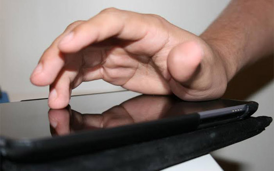 لغة الجسد بإمكانها الكشف عن تحليل المواقف والشخصيات صورة رقم 2