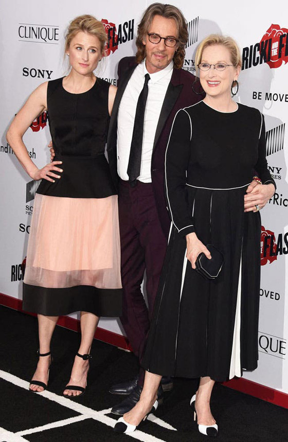 بالصور: نجمات ورثن الذوق الرفيع والأناقة عن أمهاتهن صورة رقم 3