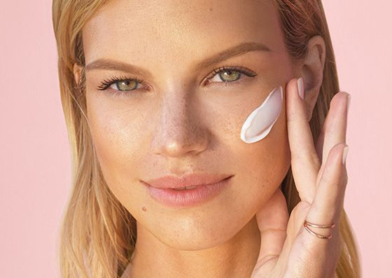 أبرز 15 نصيحة وعادة تجميلية للعناية بجمالك وبشرتك وشعرك صورة رقم 3