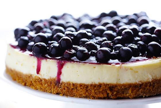 طريقة تحضير تشيز كيك البلوبري بدون فرن لأطيب وأشهى الحلويات الباردة صورة رقم 2