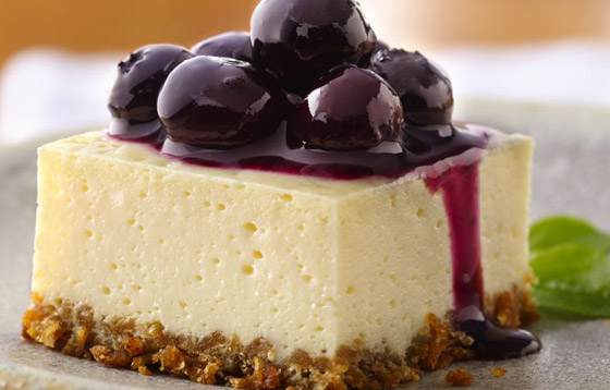 طريقة تحضير تشيز كيك البلوبري بدون فرن لأطيب وأشهى الحلويات الباردة صورة رقم 5