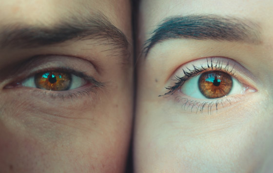 بالفيديو.. عادات يومية سيئة تدمر العين وتهدد صحتها صورة رقم 6