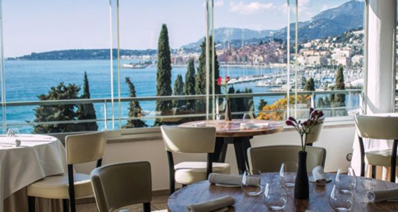 فيديو وصور: أطباق غريبة يقدمها المطعم الفرنسي 