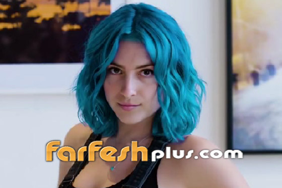 صبغات شعر بألوان لا تخطر على البال على يد مصفف شعر المشاهير صورة رقم 2