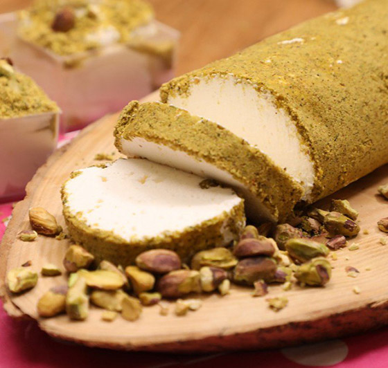 طريقة تحضير البوظة العربية بالفستق الحلبي السهلة والشهية صورة رقم 1