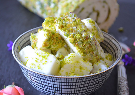 طريقة تحضير البوظة العربية بالفستق الحلبي السهلة والشهية صورة رقم 4