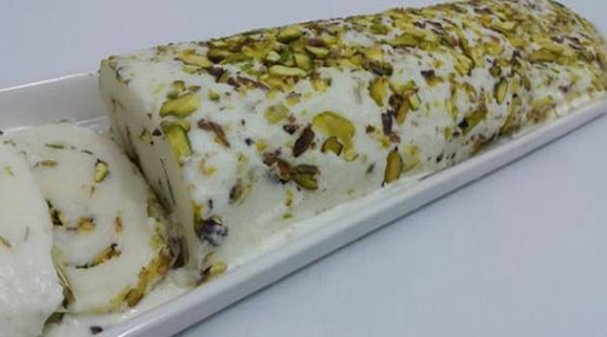 طريقة تحضير البوظة العربية بالفستق الحلبي السهلة والشهية صورة رقم 10